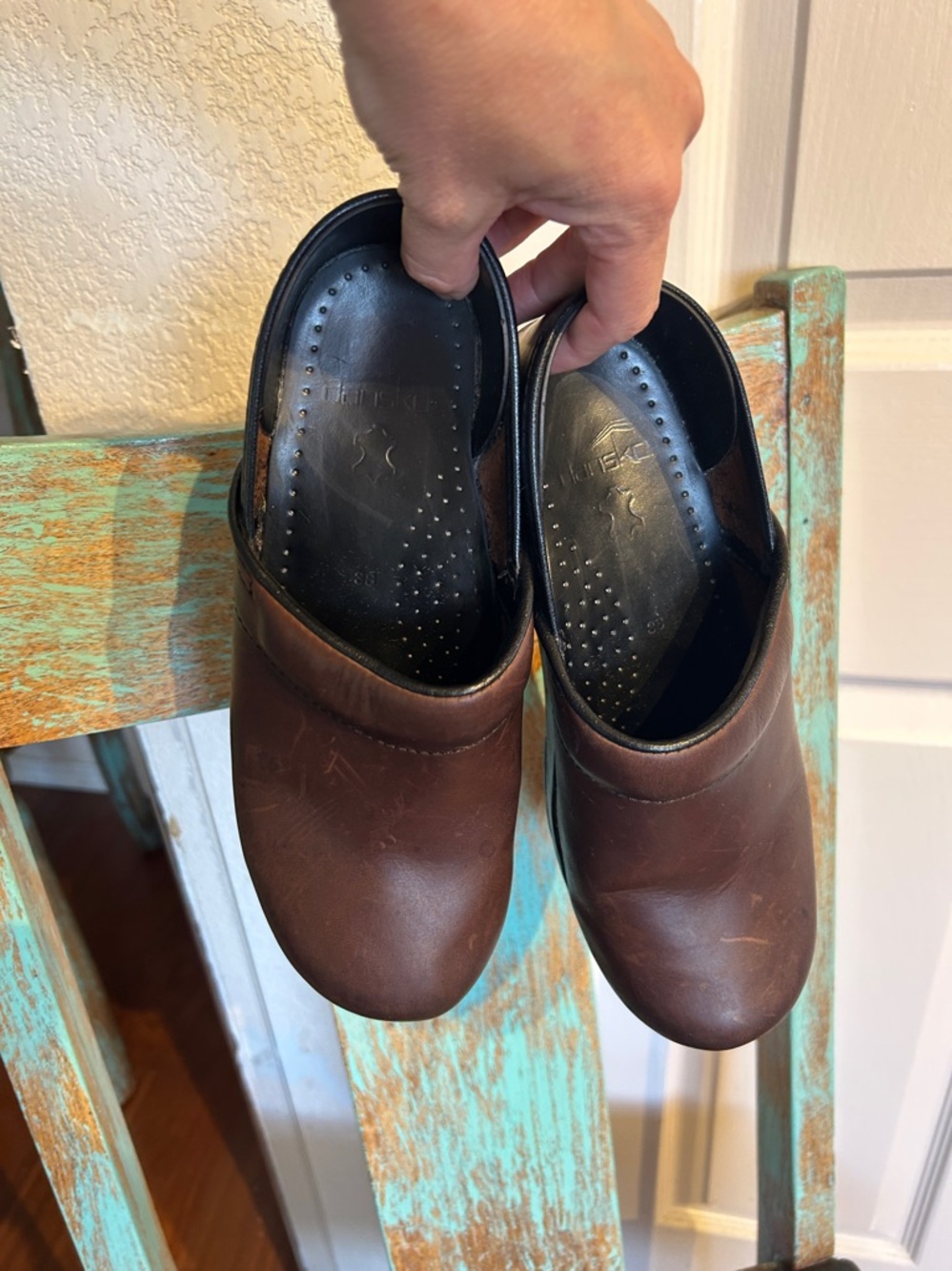 Dansko Brown Oiled Leather Professional Clogs - Picture 7 of 8